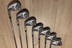 sicher online kaufen und verkaufen: Wilson Staff FG Tour V6 Eisensatz PW-4 (7 Schläger) LH