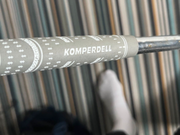 Sell with online payment: 6-9 er Eisen Komperdell + Pitching Wedge