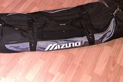 sicher online kaufen und verkaufen: Reisetasche "Mizuno" für 2 Komplett-Sets