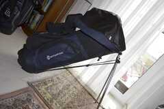 Selling: Memphis Golf Bag