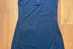 Waren frei handeln: Golfkleid dunkelblau Gr. S - NEU und ungetragen