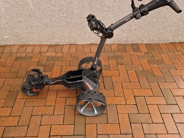 sicher online kaufen und verkaufen: Elektro Golftrolley mit viel Zubehör