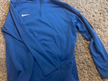 Sell with online payment: Zip Pullover von Nike