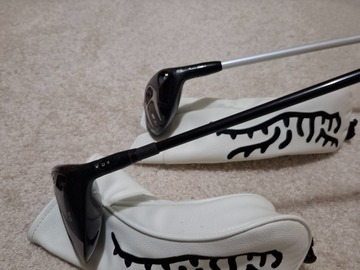 sicher online kaufen und verkaufen: Fairwayholz 7 und Hybrid 4