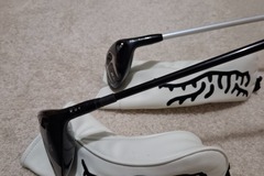 sicher online kaufen und verkaufen: Fairwayholz 7 und Hybrid 4