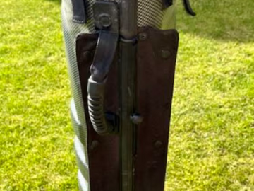 Sell with online payment: Biete ein wenig benutztes BAGBOY Hardcase Golf-Travelbag