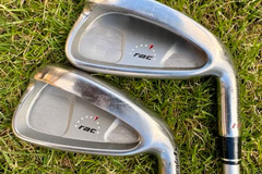 sicher online kaufen und verkaufen: Biete Taylormade RAC Eisen 4 und 5